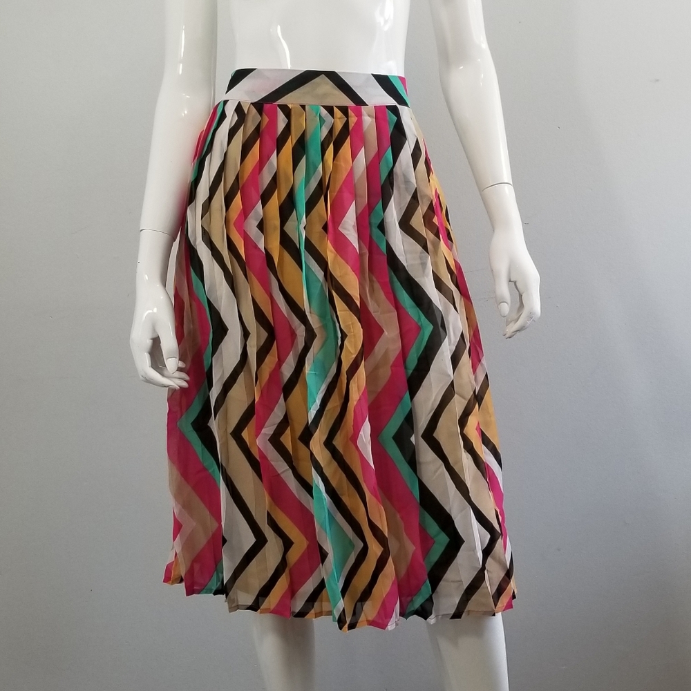 Hot & Delicious Pleated Zig Zag Striped Skirt Sz L…E
